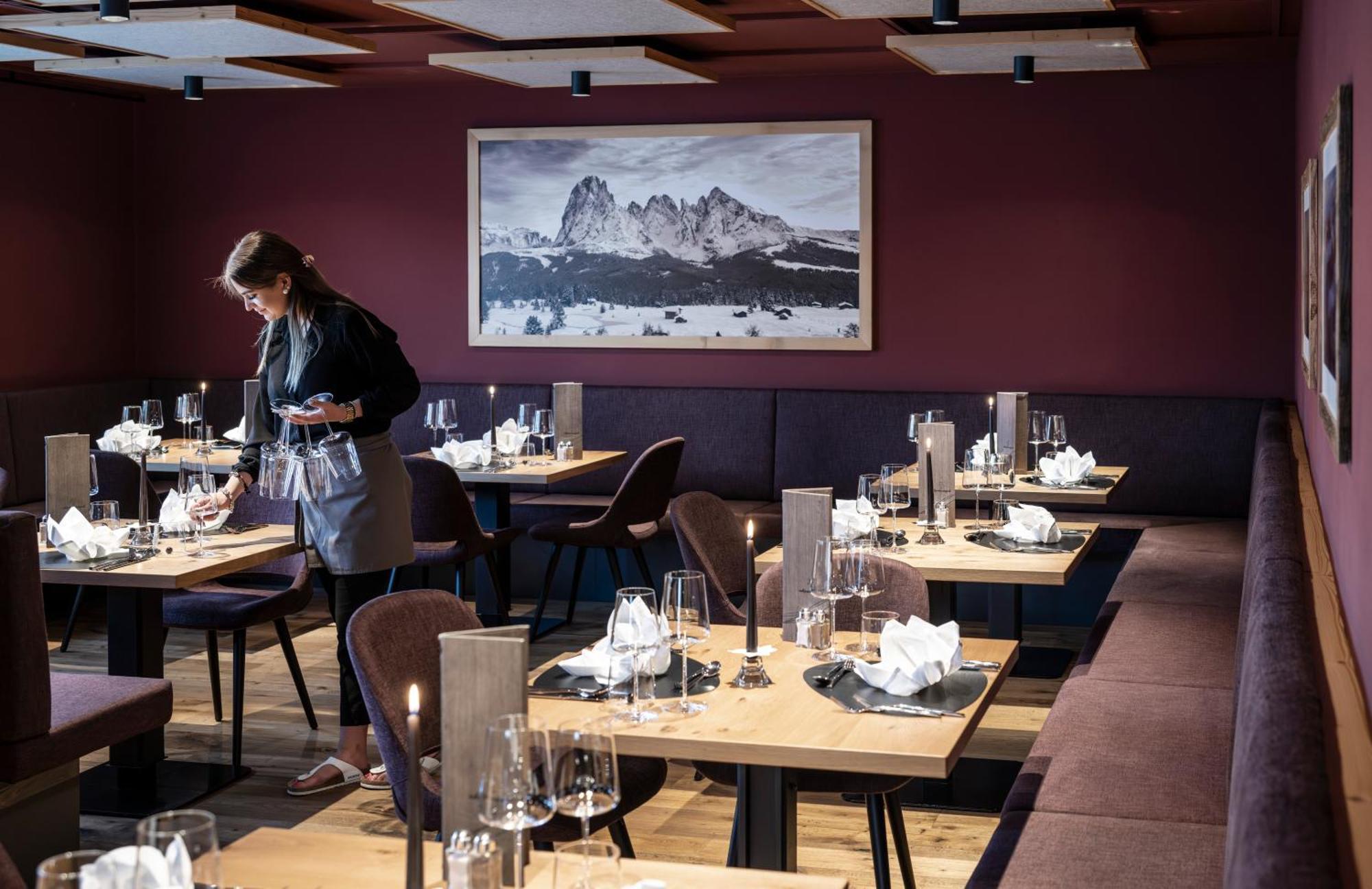 Hotel Alpenroyal Castelrotto Ngoại thất bức ảnh
